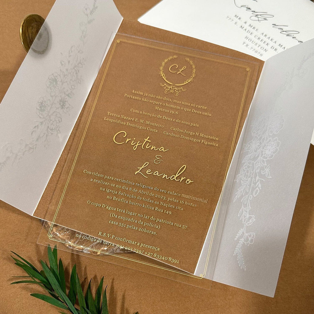 Elegant Clear Acrylic Wedding Invitations, Luxury Velvet Lined Invites with Gold Foil Vellum Wrap, Ivory and Beige Wedding Invitation with Customized Wax Seal Picky Bride 